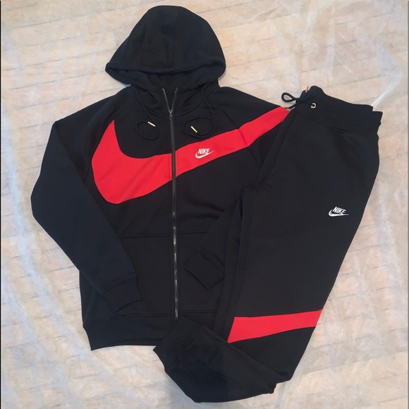 nike sweatsuit black friday
